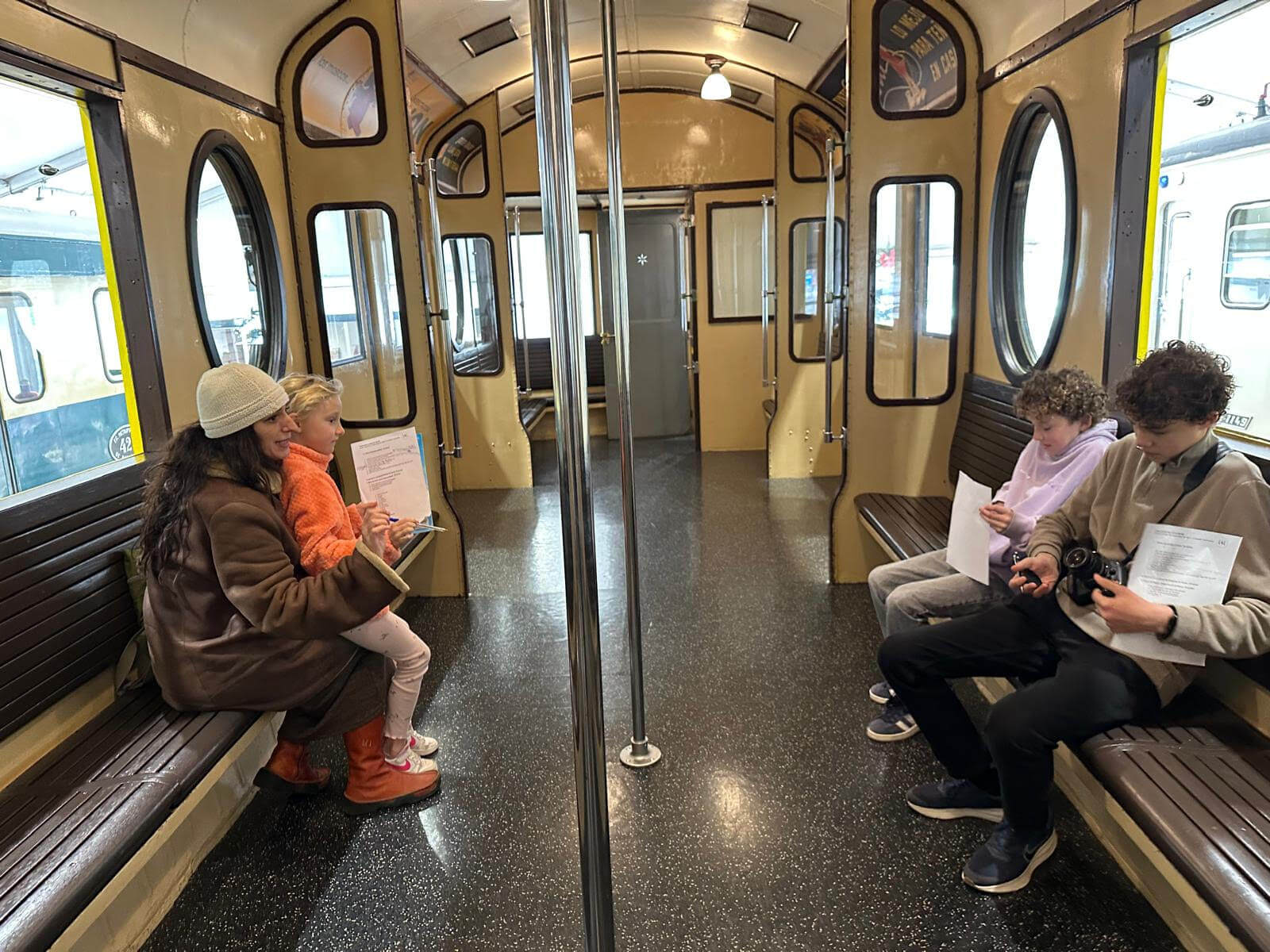 Family Spanish activity 5